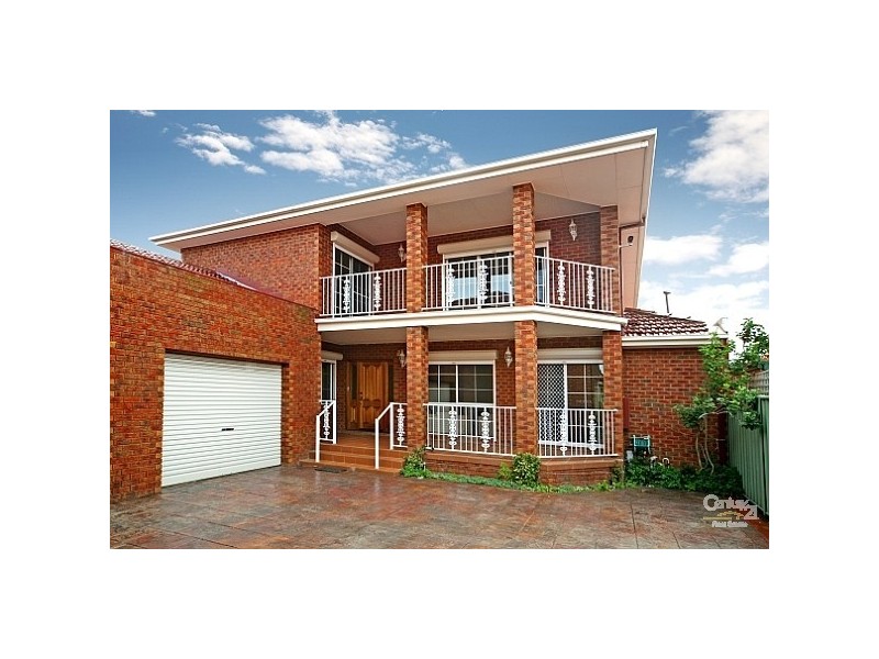 2/20 Mavho Street, Bentleigh VIC 3204