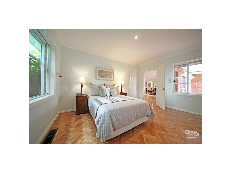 2/20 Mavho Street, Bentleigh VIC 3204