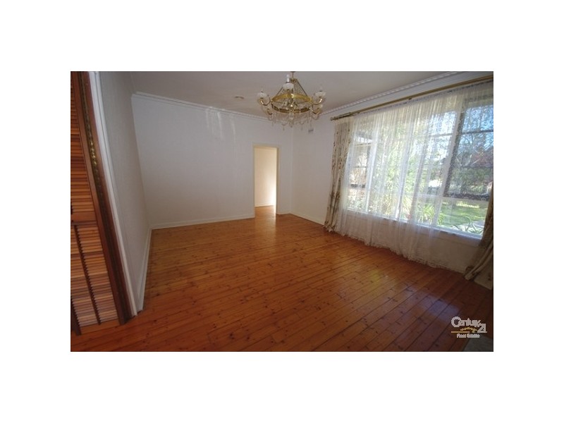 15 Quinns Road, Bentleigh East VIC 3165