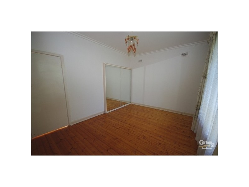 15 Quinns Road, Bentleigh East VIC 3165