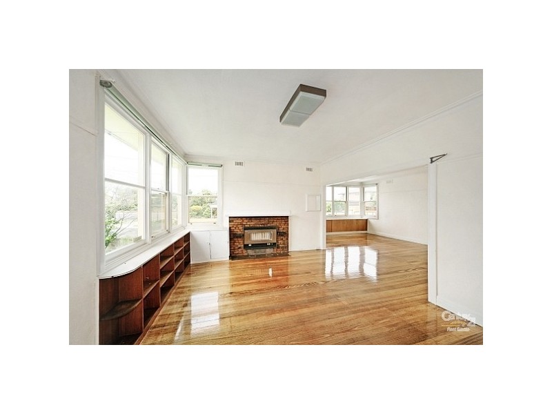 111 Tucker Road, Bentleigh VIC 3204