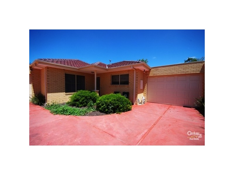 2/11 Carrington Street, Hampton East VIC 3188