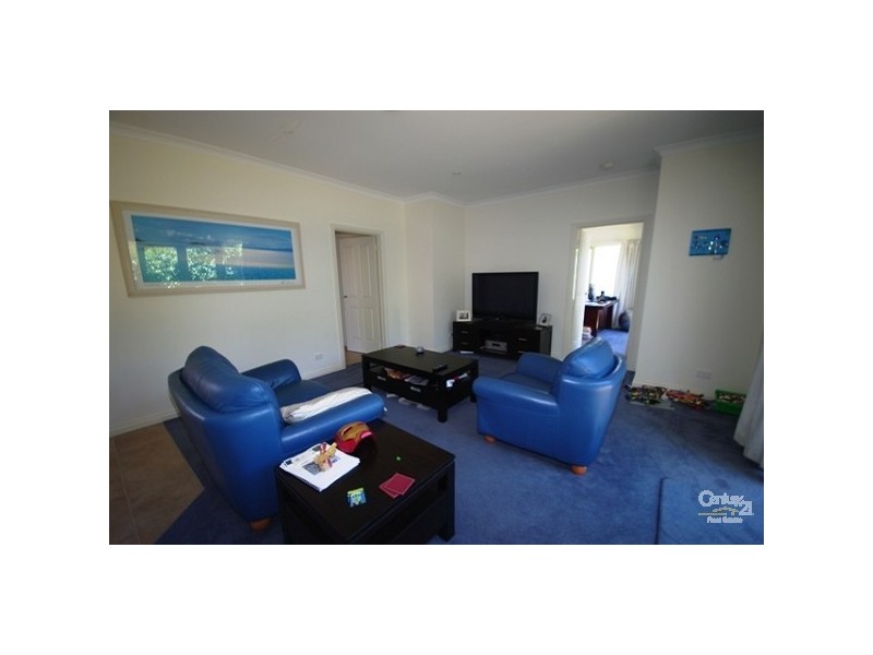 2/11 Carrington Street, Hampton East VIC 3188