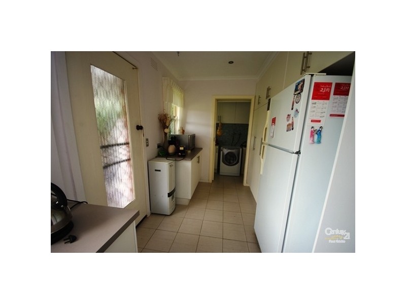 16 St James Avenue, Bentleigh VIC 3204