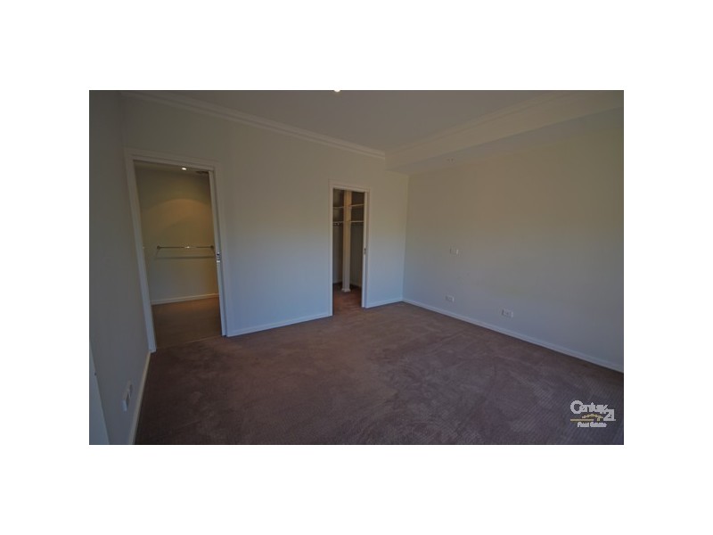 2/1 Lancaster Street, Bentleigh East VIC 3165