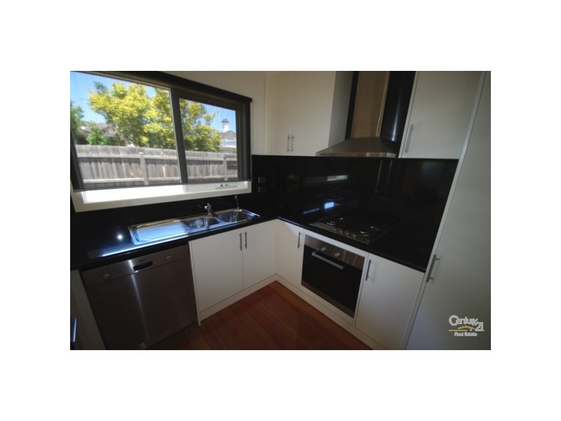 2/8 Evelyn Street, Bentleigh VIC 3204