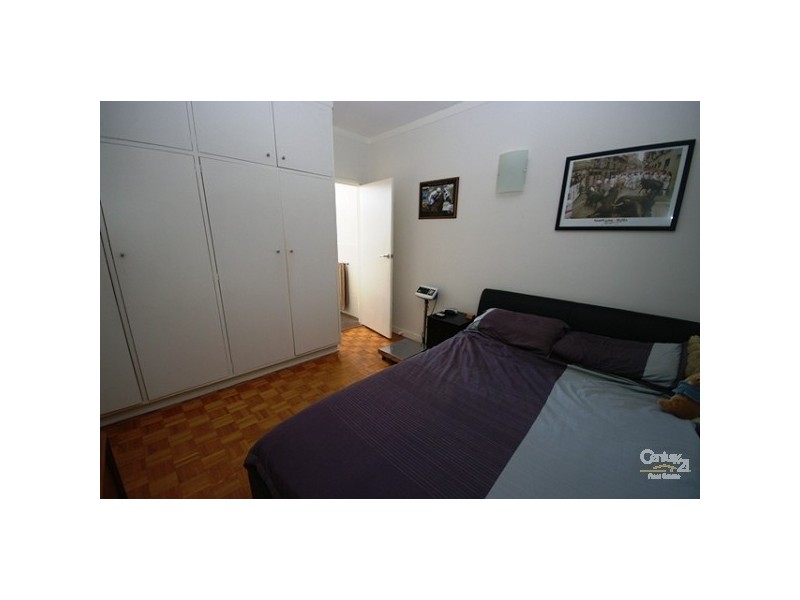 10/282 Barkly Street, Elwood VIC 3184