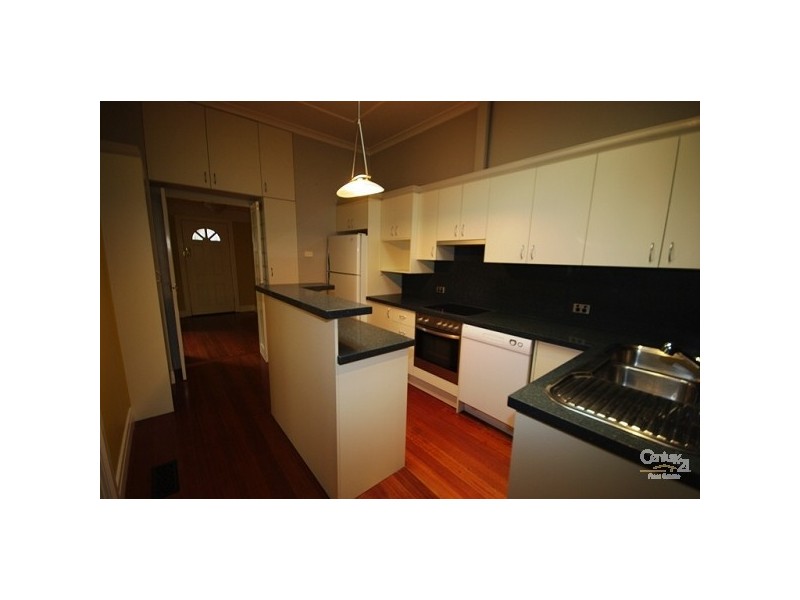 18 Chalmers Street, Mckinnon VIC 3204