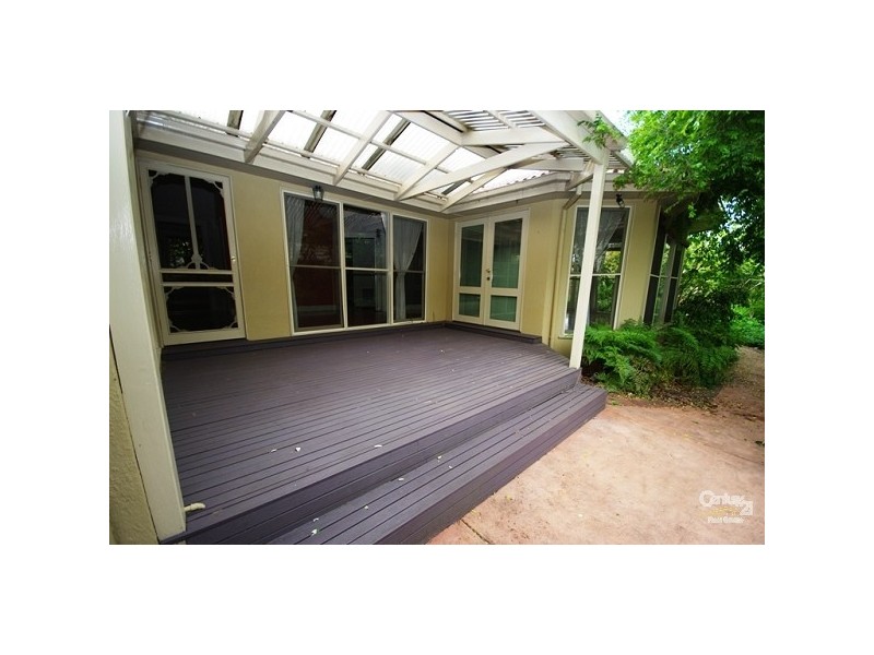 18 Chalmers Street, Mckinnon VIC 3204