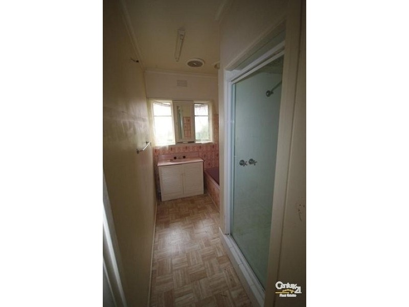 19 Tasman Road, Bentleigh East VIC 3165