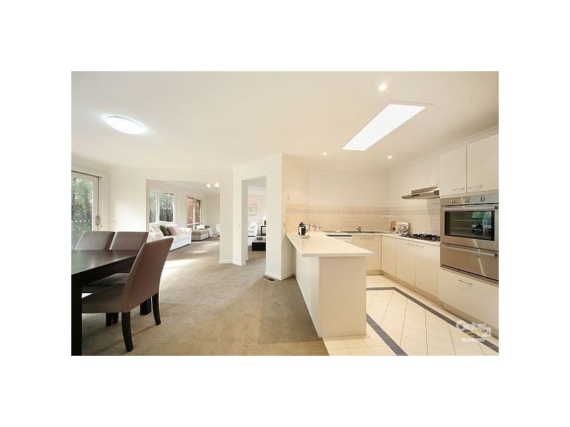 2/23 Jeffrey Street, Bentleigh VIC 3204
