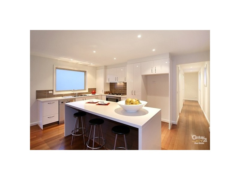 8/18 Bleazby Street, Bentleigh VIC 3204