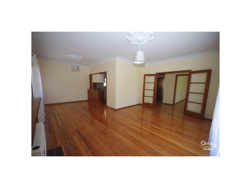 8 Dover Street, Bentleigh East VIC 3165