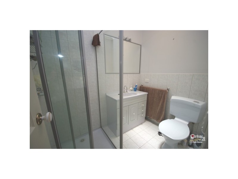 2/114 Wheatley Road, Ormond VIC 3204