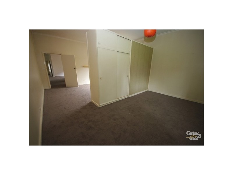 4 Kooringa Road, Carnegie VIC 3163