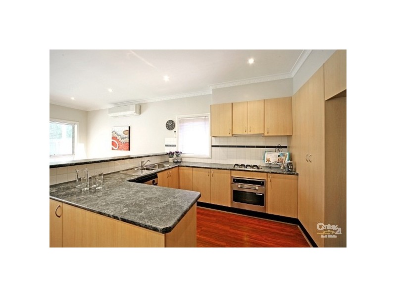 2/7 Clairmont Avenue, Bentleigh VIC 3204