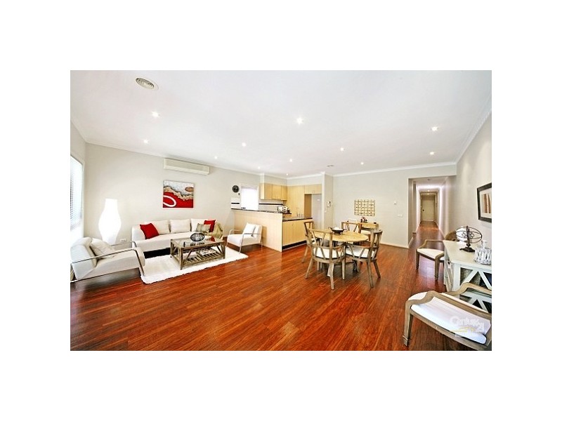 2/7 Clairmont Avenue, Bentleigh VIC 3204