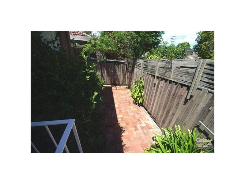 2/2 Rowland Street, Bentleigh East VIC 3165