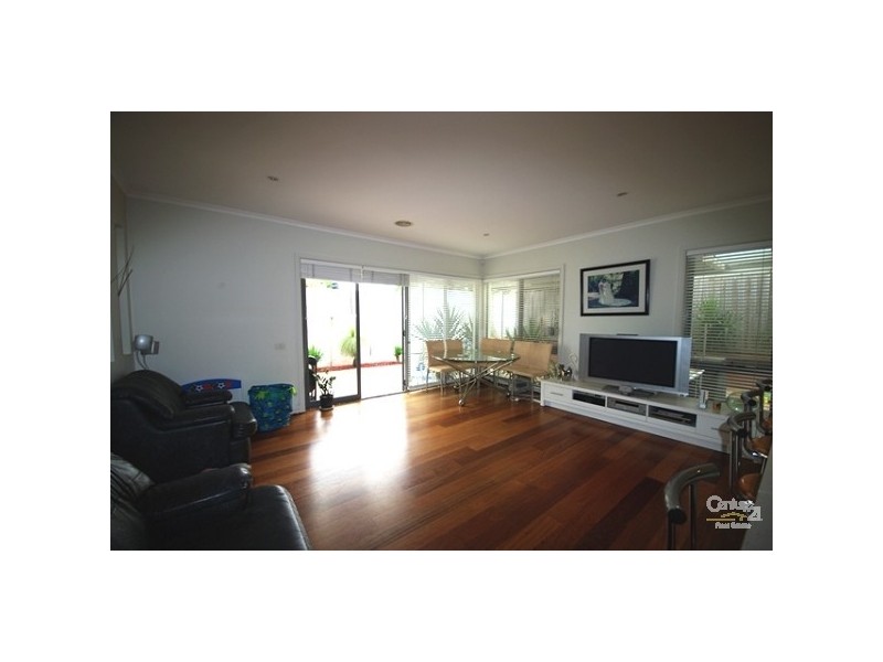 6 Turnberry Court, Heatherton VIC 3202