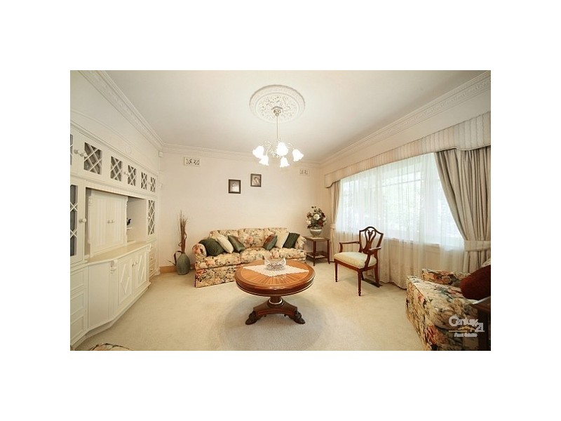 3 Fairbank Road, Bentleigh VIC 3204