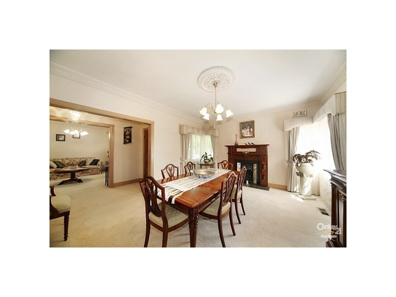 3 Fairbank Road, Bentleigh VIC 3204