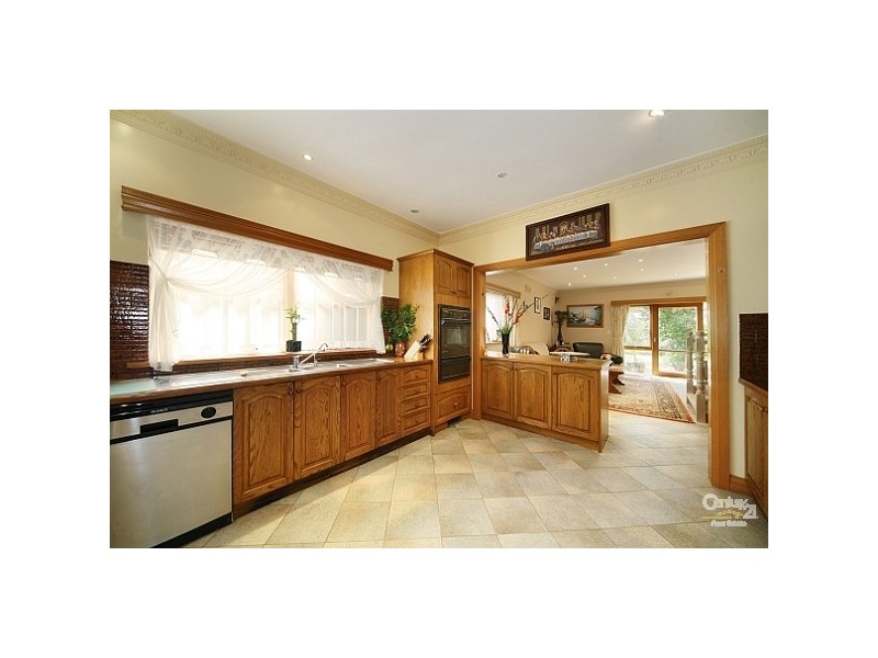 3 Fairbank Road, Bentleigh VIC 3204