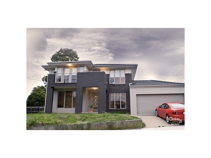 11 Higgins Road, Bentleigh VIC 3204