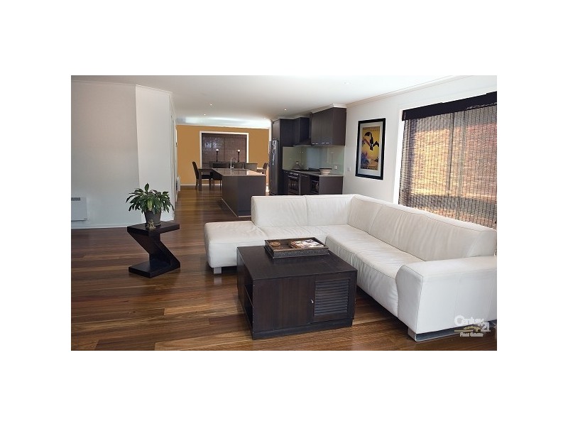 11 Higgins Road, Bentleigh VIC 3204