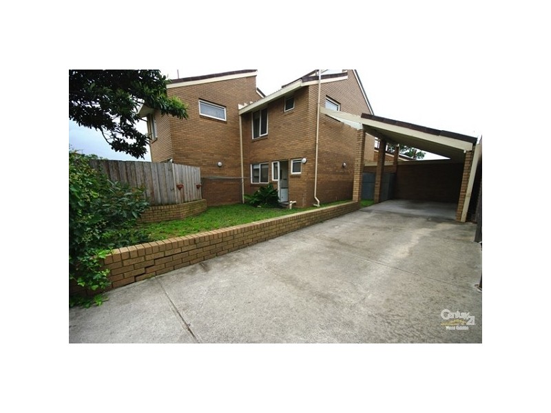 2/11 Bent Street, Bentleigh VIC 3204