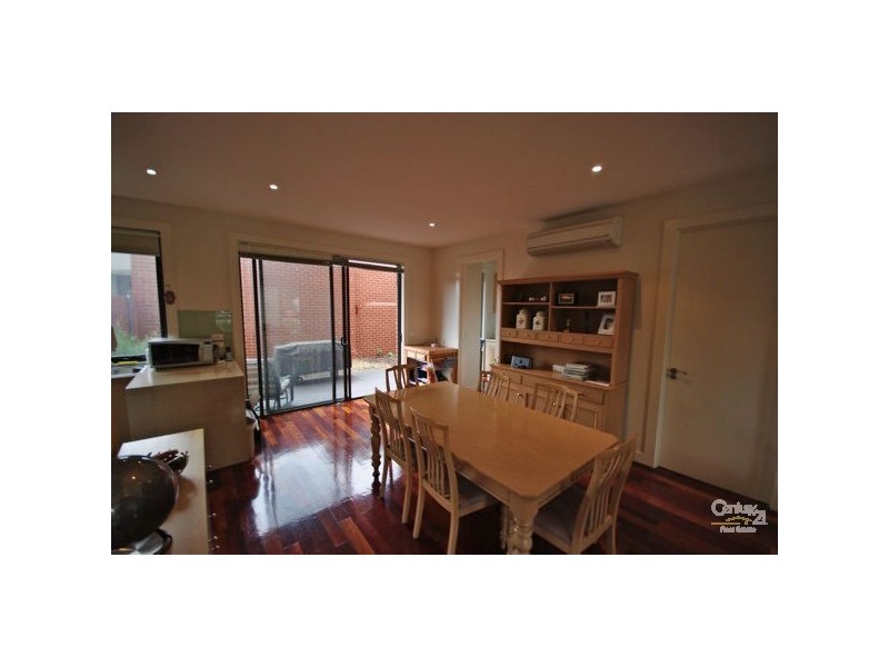 13 Lucas Street, Caulfield South VIC 3162
