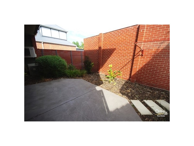 13 Lucas Street, Caulfield South VIC 3162