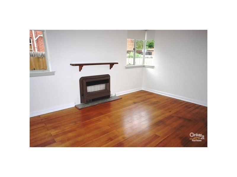 Rear 217 Tucker Road, Mckinnon VIC 3204