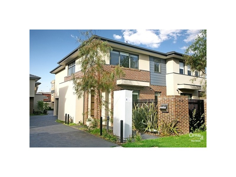 2/2-4 Faulkner Street, Bentleigh VIC 3204