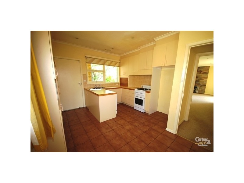 4 Clarence Street, Bentleigh East VIC 3165