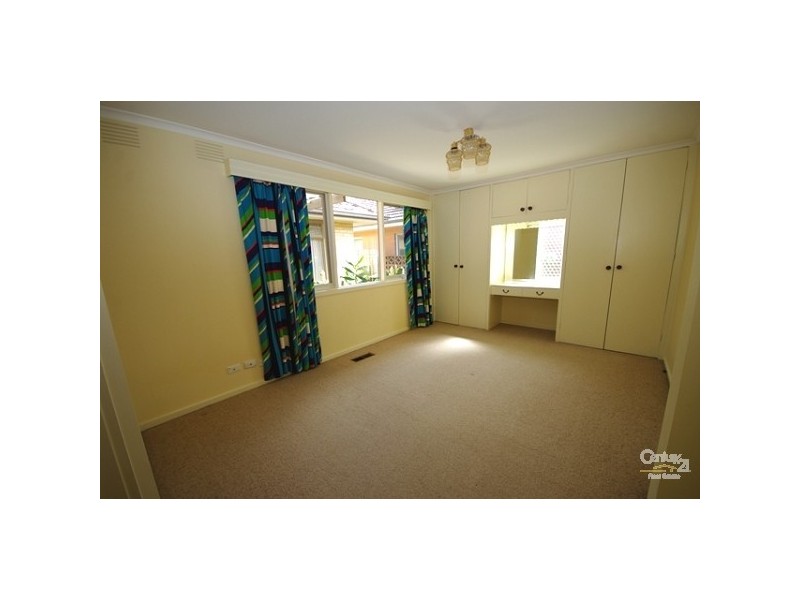 4 Clarence Street, Bentleigh East VIC 3165