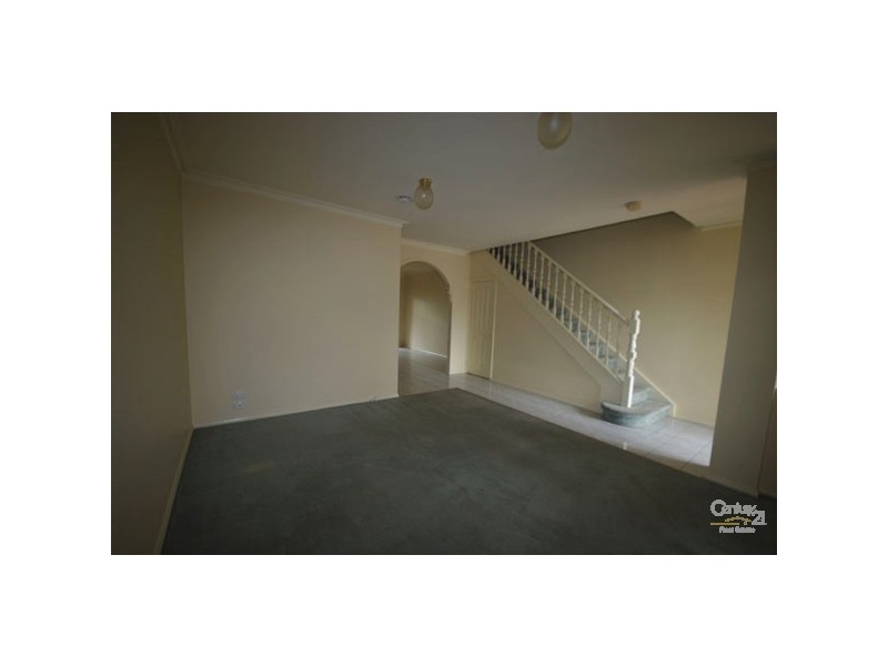 2/76 Wheatley Road, Mckinnon VIC 3204