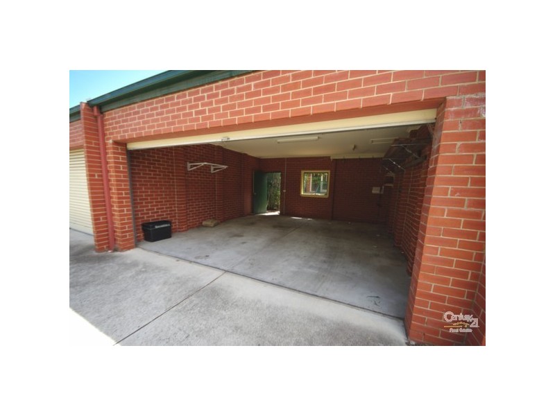 2/76 Wheatley Road, Mckinnon VIC 3204