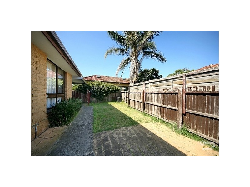 2B Evelyn Street, Bentleigh VIC 3204