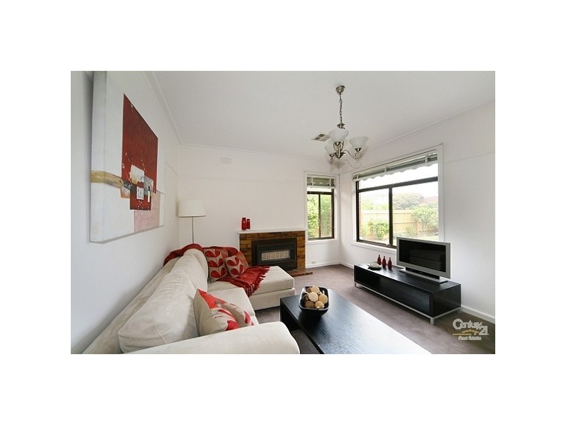 10 Burt Crescent, Hampton East VIC 3188