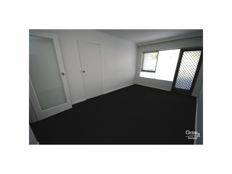 4/264 Neerim Road, Carnegie VIC 3163