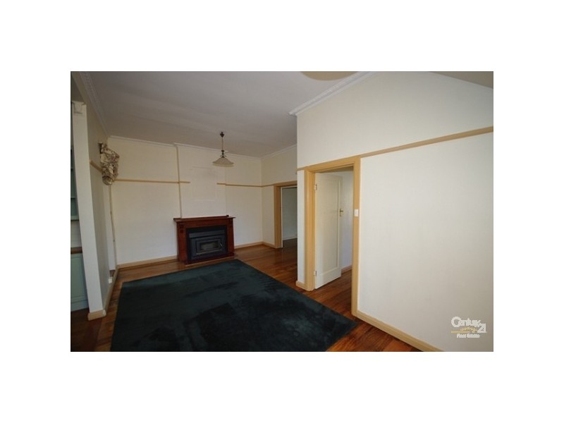 27 Lees Street, Mckinnon VIC 3204