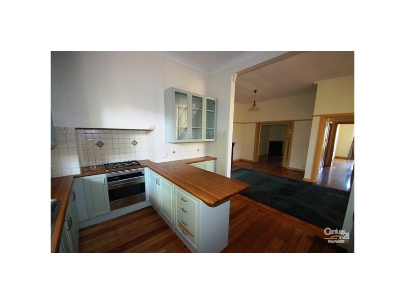 27 Lees Street, Mckinnon VIC 3204