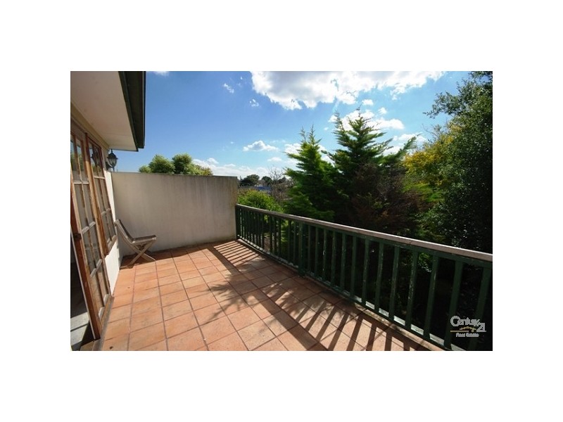 27 Lees Street, Mckinnon VIC 3204