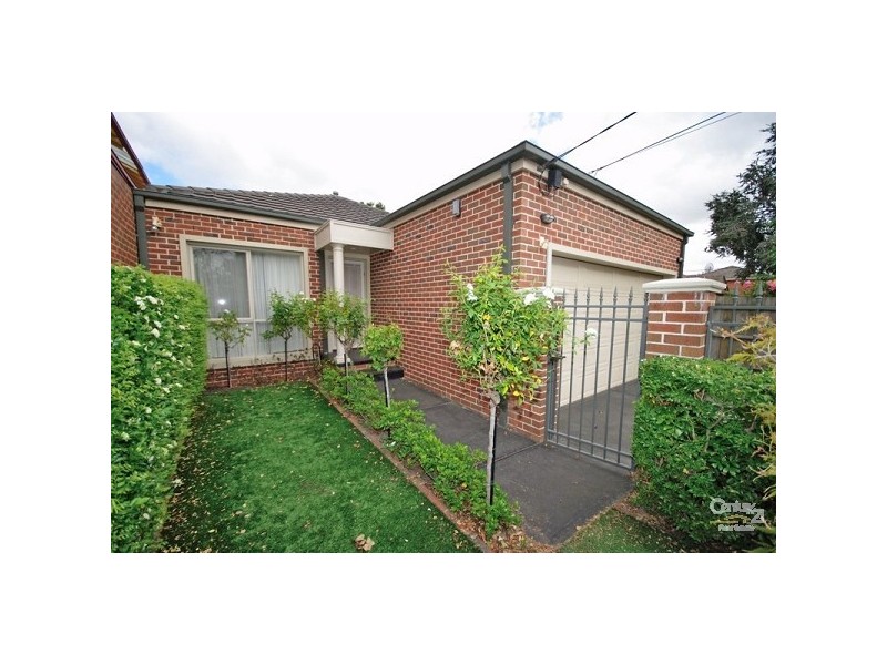 5 Glen Orme Avenue, Mckinnon VIC 3204