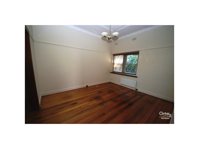 95 McKinnon Road, Mckinnon VIC 3204