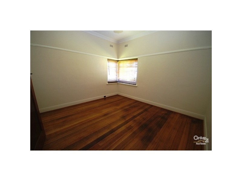 95 McKinnon Road, Mckinnon VIC 3204