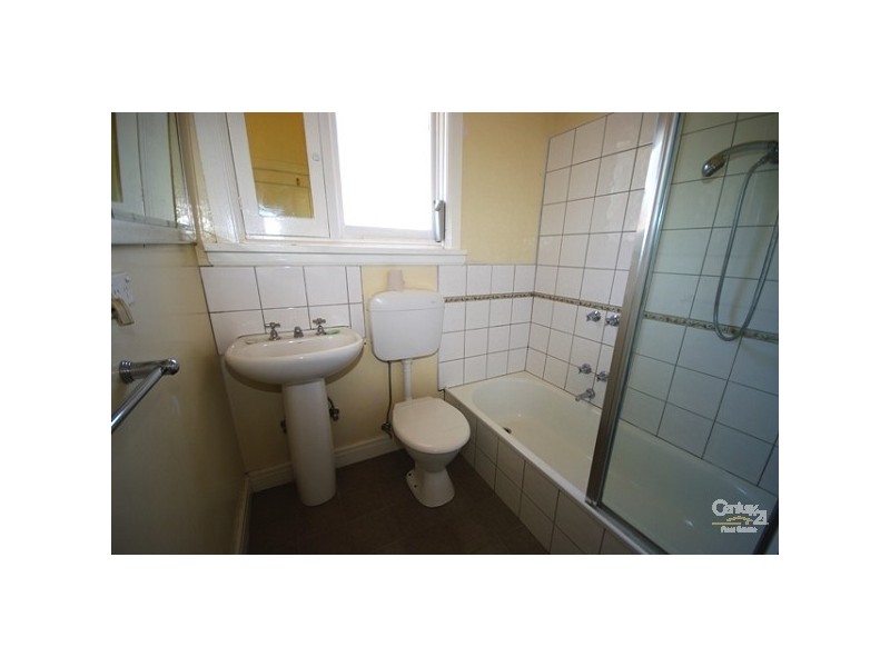 95 McKinnon Road, Mckinnon VIC 3204