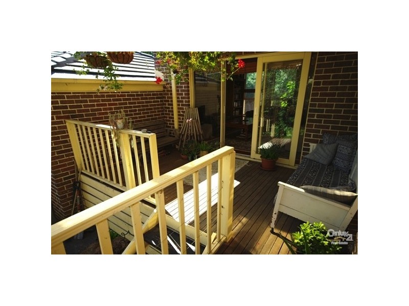 2/21 Rebecca Road, Malvern East VIC 3145