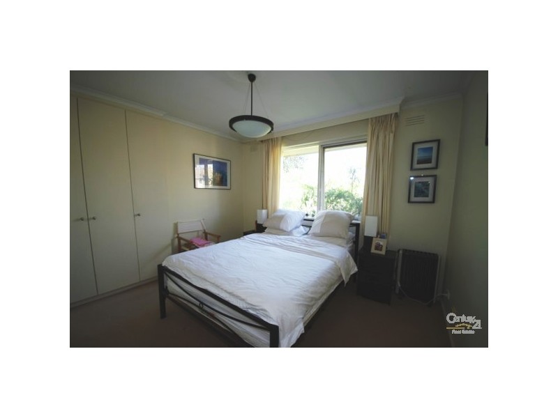 2/21 Holloway Street, Ormond VIC 3204