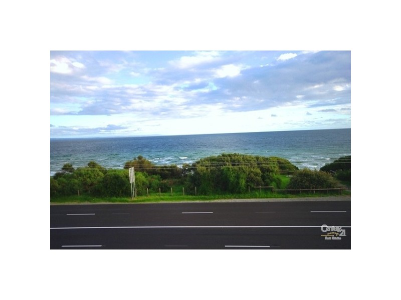 2/58 Beach Road, Mentone VIC 3194